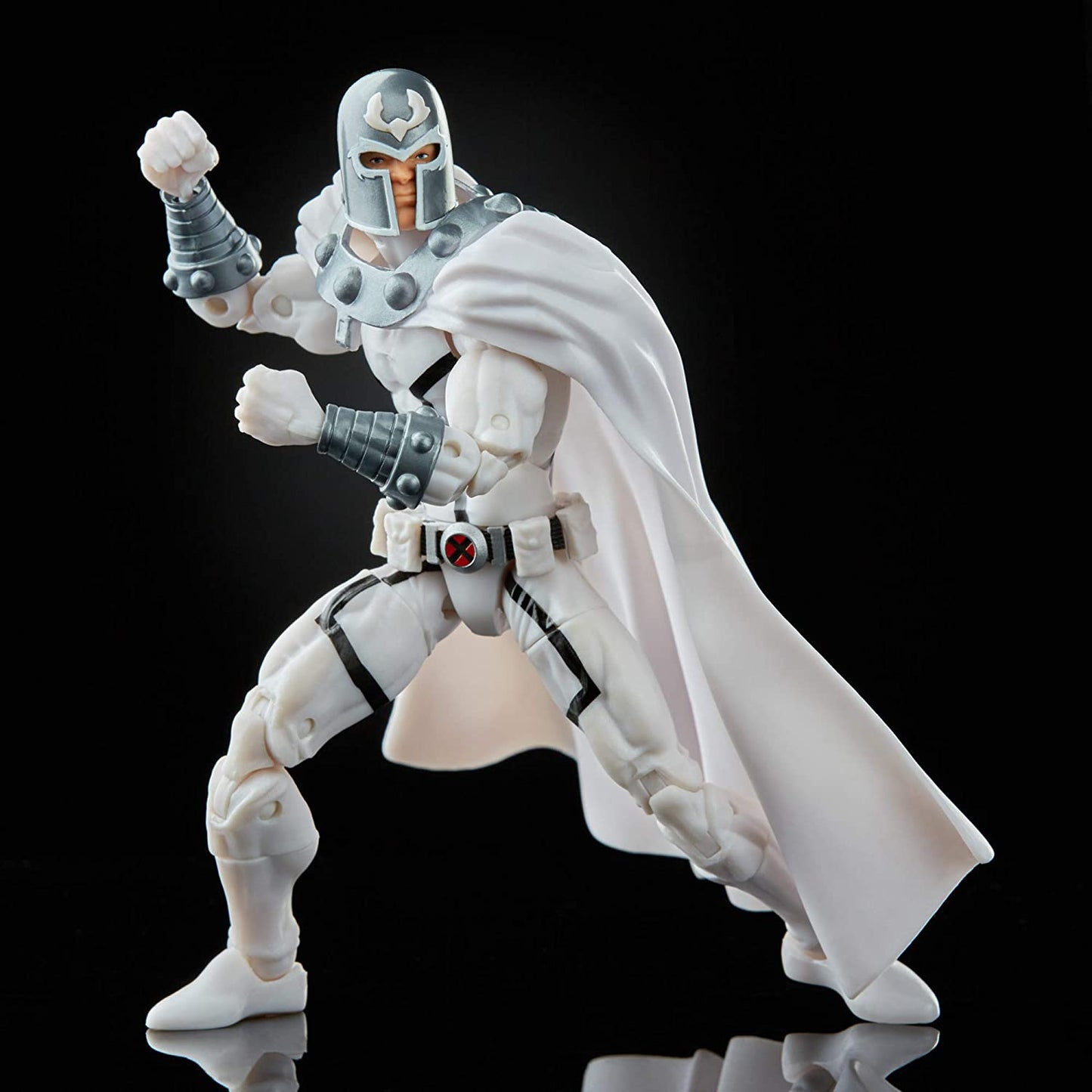 Hasbro Marvel Legends Series X-Men Magneto