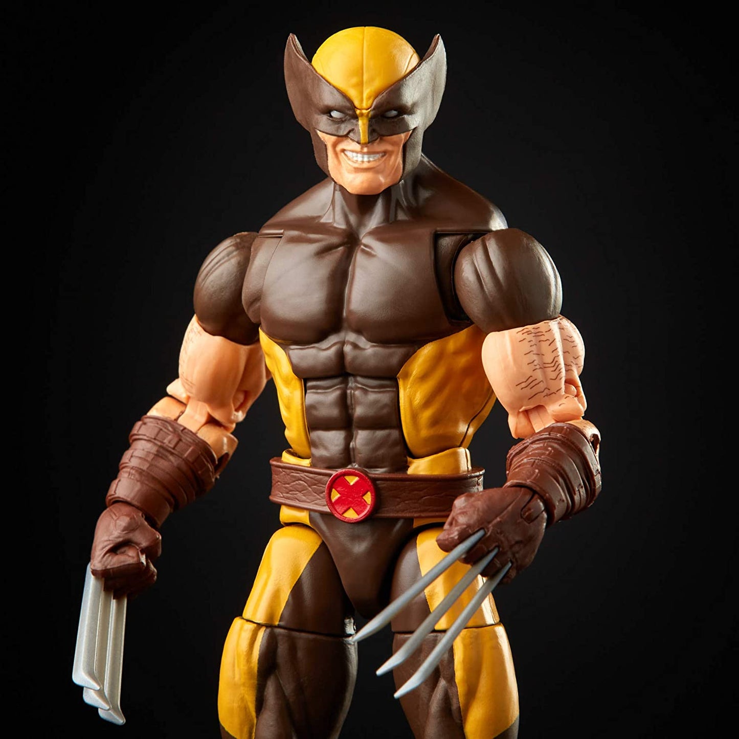 Hasbro Marvel Legends Series X-Men Collectible Wolverine