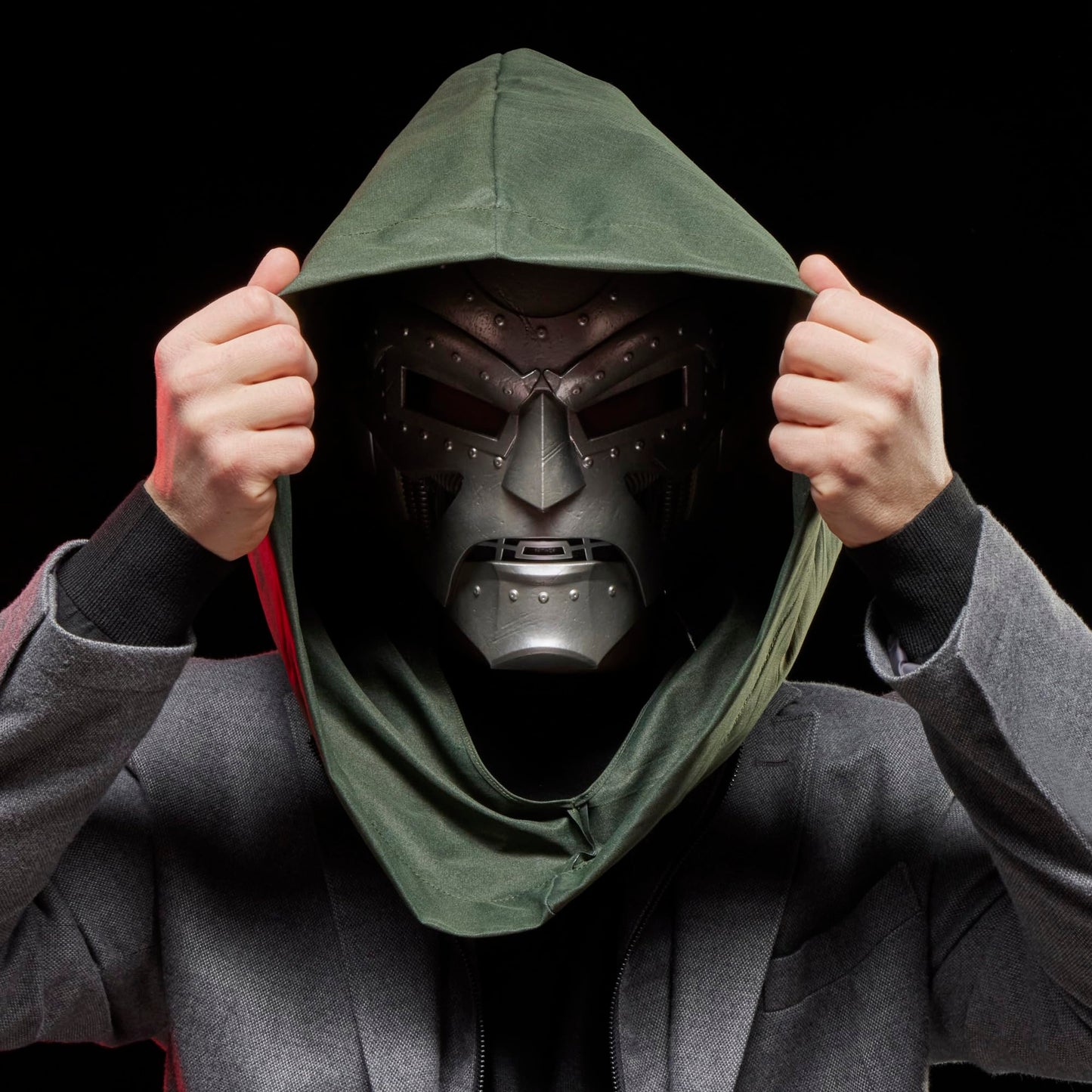 Marvel Legends Series Doctor Doom Premium Roleplay Helmet, Fantastic Four Comics Collectible Gear for Adults
