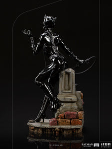 Catwoman 1:10 Scale Statue by Iron Studios