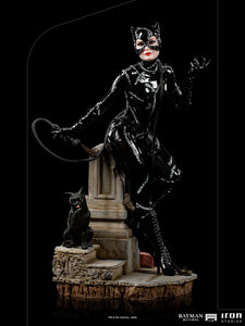 Catwoman 1:10 Scale Statue by Iron Studios