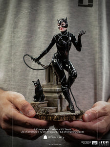 Catwoman 1:10 Scale Statue by Iron Studios